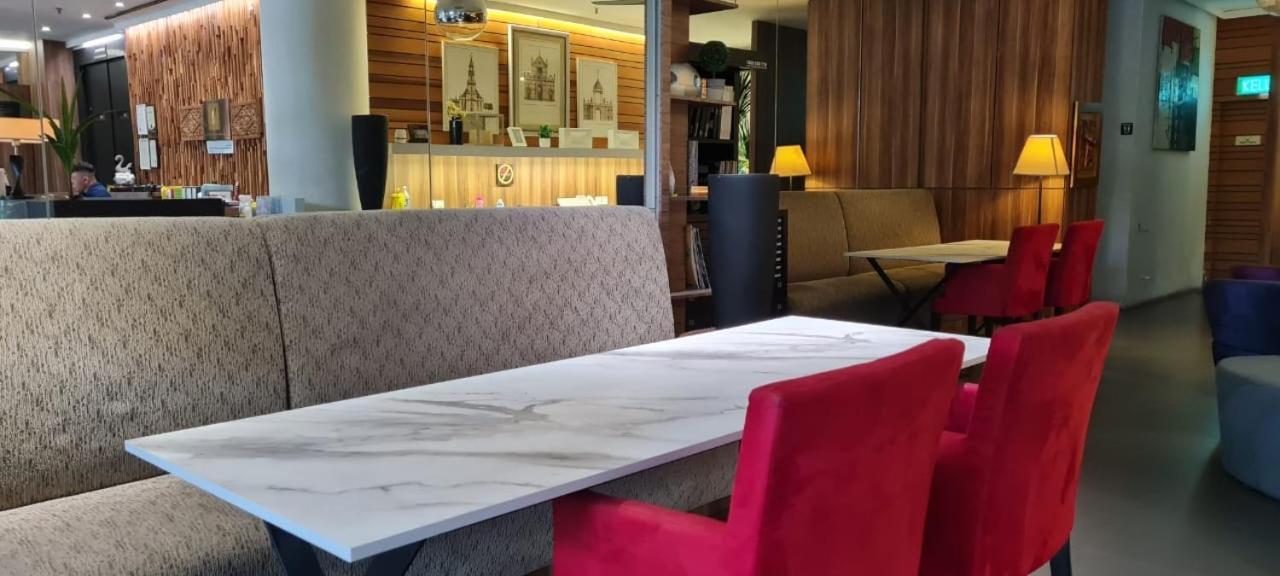 Extreme Boutique Hotel Keluang Zewnętrze zdjęcie