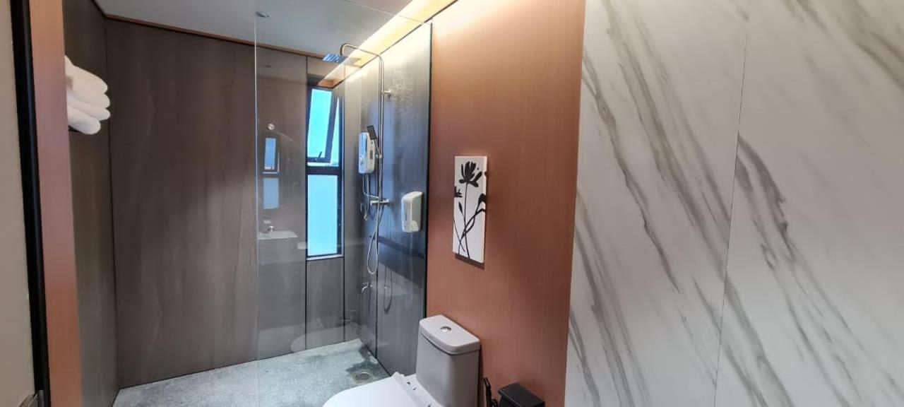 Extreme Boutique Hotel Keluang Zewnętrze zdjęcie